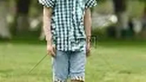 突发意外：蒋光太受伤离场，林良铭染红被罚全场